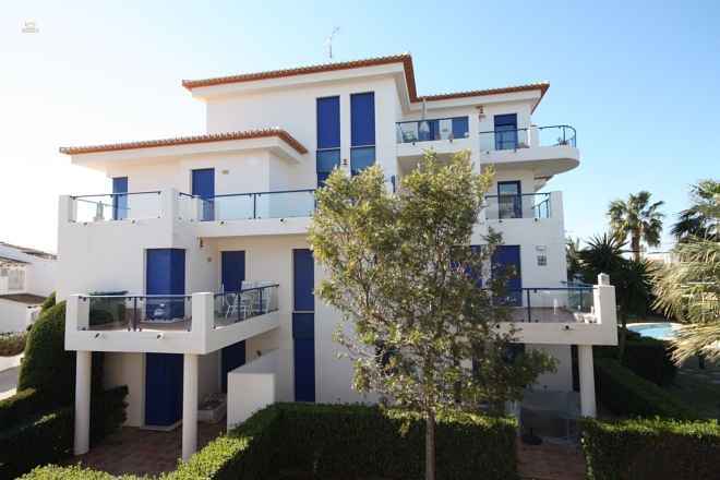 ***Schönes Appartement in einer hochwertigen Residenz in der Nähe des Strandes von Deveses***