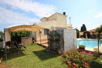 Thumbnail von ***Renovierte Villa nur 200m vom Meer entfernt mit separater Wohnung und Garage***