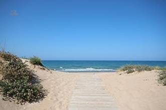 Thumbnail von ***Ideales Eigenheim für eine große Familie, 6 Schlafzimmer, 3 Bäder, separate Wohnung, Außenpool, fast direkt am Strand***