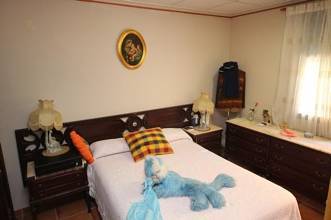 Thumbnail von ***Ideales Eigenheim für eine große Familie, 6 Schlafzimmer, 3 Bäder, separate Wohnung, Außenpool, fast direkt am Strand***