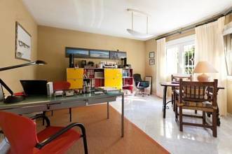 Thumbnail von ***Hochwertige Villa mit Pool, großzügigen Räumen und alles auf einer Ebene***