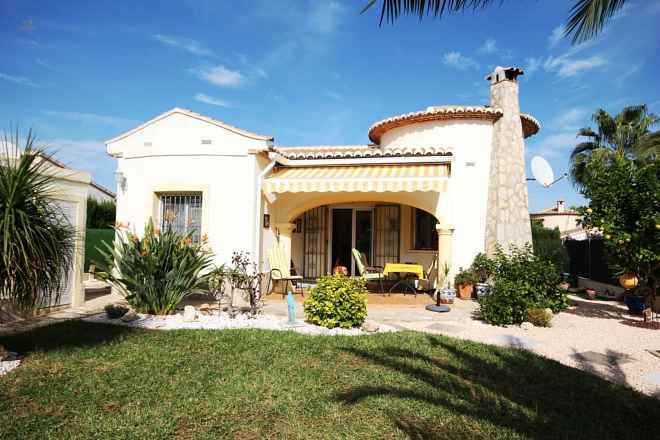 ***Villa bei Denia mit 2 Schlafzimmern in Els Poblets mit 400 qm Grundstück nur 800 m vom Meer***