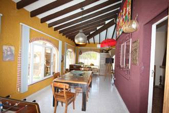 Thumbnail von ***Modern renovierte 2 SZ Villa mit Pool, BBQ, Garage, diversen Terrassen, unweit vom Meer***