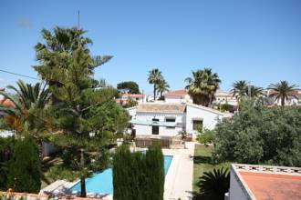 Thumbnail von ***Modern renovierte 2 SZ Villa mit Pool, BBQ, Garage, diversen Terrassen, unweit vom Meer***