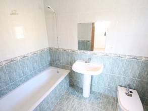 Thumbnail von ***Große renovierte Villa auf einem 1200 qm Grundstück***