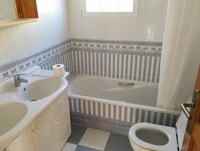 Thumbnail von ***Gepflegte und großzügige Villa mit Garage, Pool und traumhaftem Ausblick***