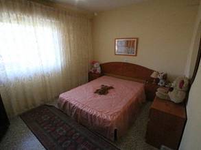 Thumbnail von ***Große Villa mit drei Wohneinheiten***