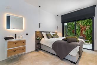 Thumbnail von ***Großzügige und exklusive Villen mit Infinity-Pool, Garage und fantastischem Meerblick***