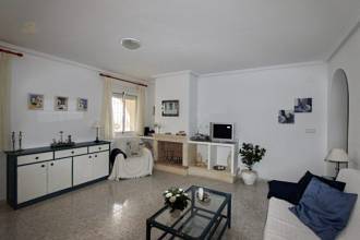 Thumbnail von ***Zentral gelegene Villa mit privatem Pool und Aussicht***