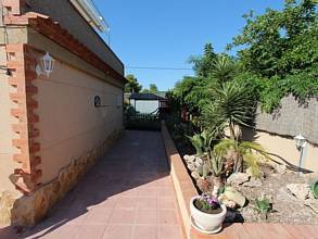 Thumbnail von ***Sehr gepflegte Villa mit einem traumhaften Garten***