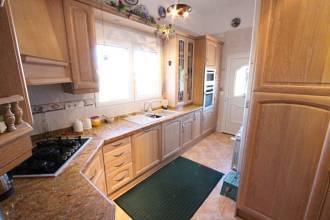 Thumbnail von ***Sehr schöne Villa mit Pool, Gästeappartement und Panoramablick***