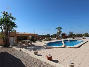 Thumbnail von ***Sehr gepflegte Villa mit separatem Gästehaus bei Aguas de Busot***