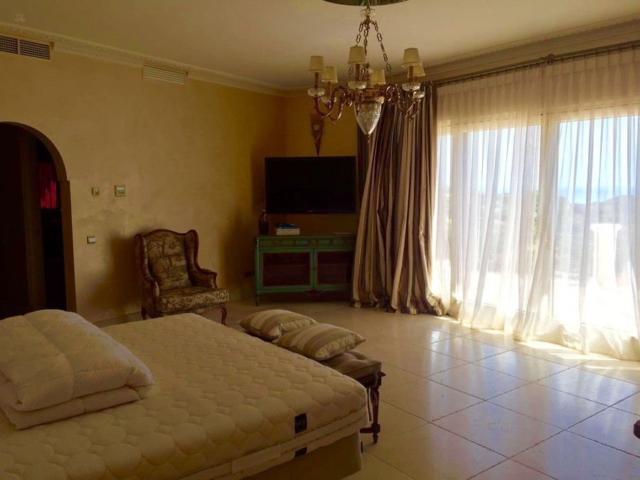 Thumbnail von Luxus-Villa in La Zagaleta R2675027