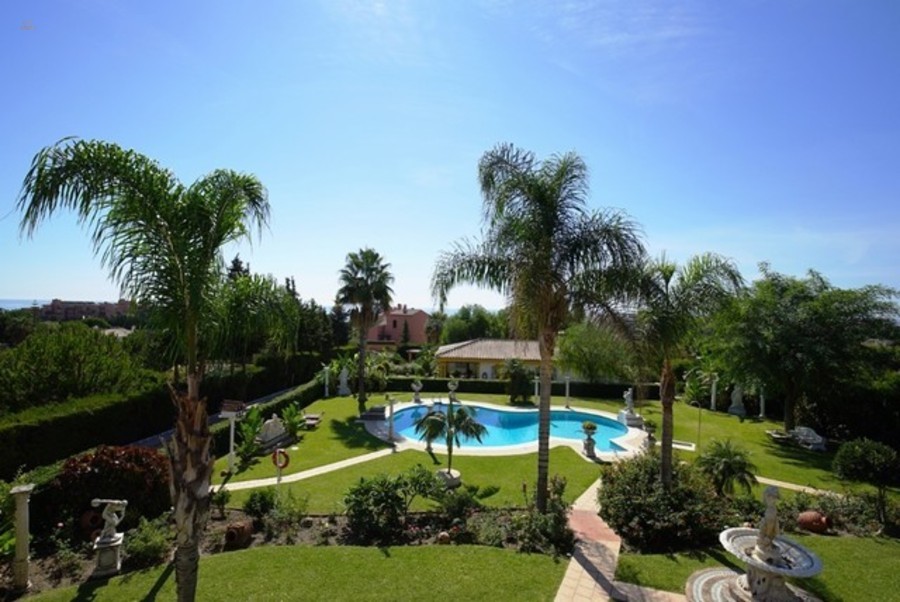 Luxus-Villa in El Padron R2513531