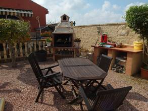 Thumbnail von ***Wunderschöne Landhaus-Villa mit Pool, Garage und Sommerküche***