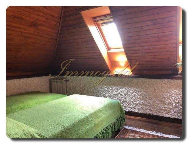 Thumbnail von repräsentative Villa mit stimmungsvollem Garten