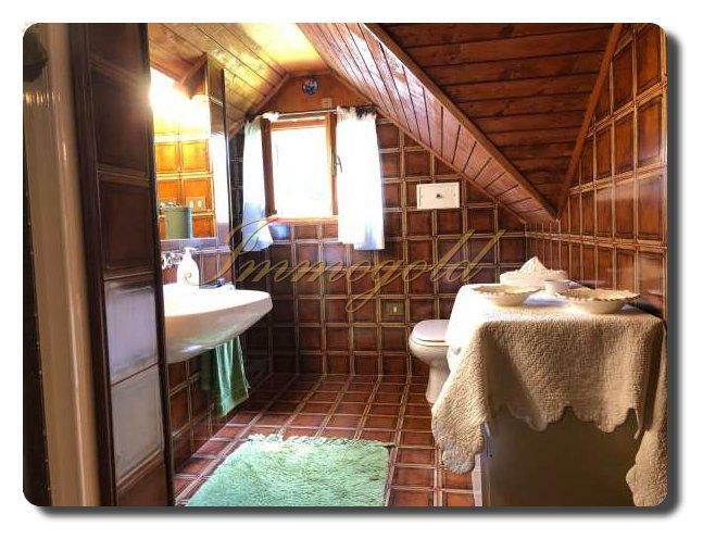 Thumbnail von repräsentative Villa mit stimmungsvollem Garten