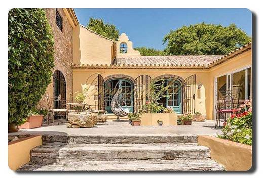 Immogold, repräsentative, exklusive Landhausvilla im Cortijostil mit Pferdeboxen, Costa del Sol, Sotogrande, Cádiz.