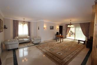 Thumbnail von Luxus-Villa in Sierra Blanca R2784056