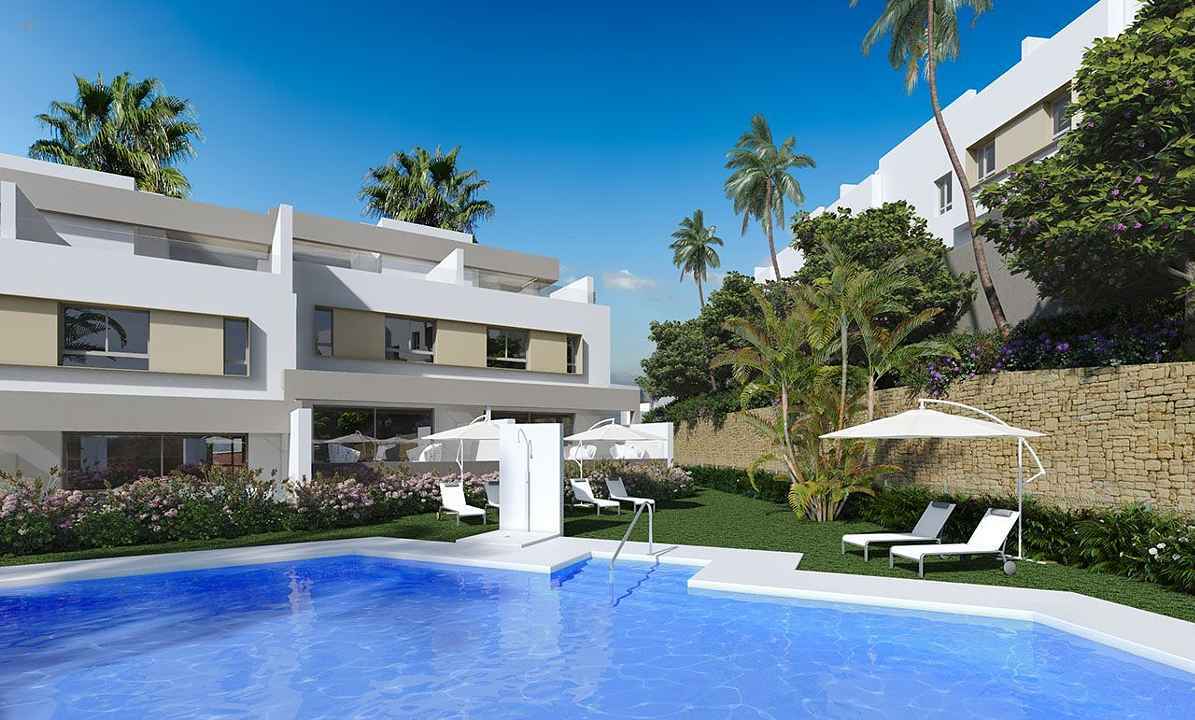 ***Exklusive 4-Zimmer-Reihenhäuser mit Meerblick in wunderschöner Golfanlage***