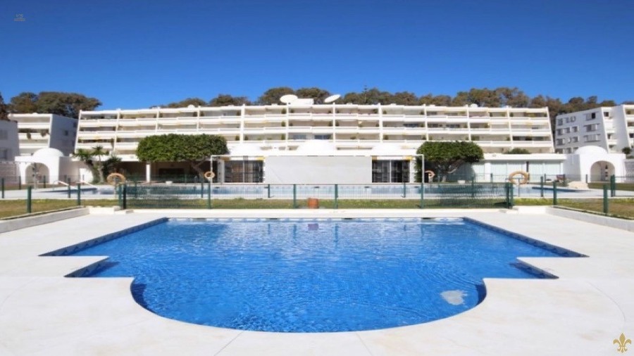 Luxus-Wohnung in Guadalmina Baja R2684960