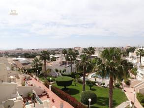 Thumbnail von ***Wunderschönes Reihenhaus mit Gemeinschaftspool***