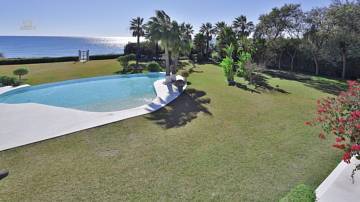 Thumbnail von Luxus-Villa in El Paraiso R2808398