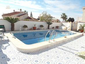 Thumbnail von ***Top gepflegte Villa mit Pool und Sommerküche***