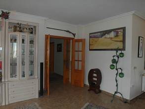 Thumbnail von ***Top gepflegte Villa mit Meerblick, Garage und Privatpool***