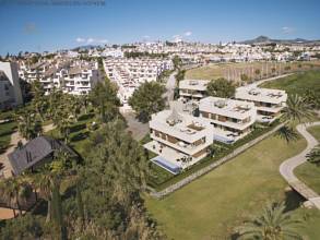 Thumbnail von ***4 MODERNE VILLEN IN DER NÄHE VON CAMPANARIO GOLF IN ESTEPONA***