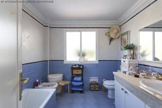 Thumbnail von ***DUPLEX-PENTHAUS ZUM VERKAUF BEIM HAFEN VON ESTEPONA***