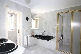 Thumbnail von Luxus-Villa in Rio Real R2738777