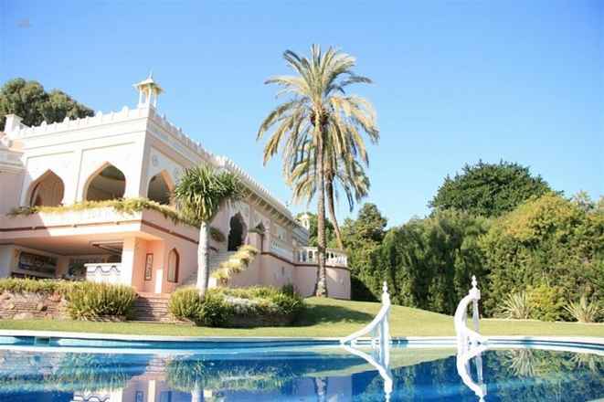 Luxus-Villa in Las Brisas R2108135
