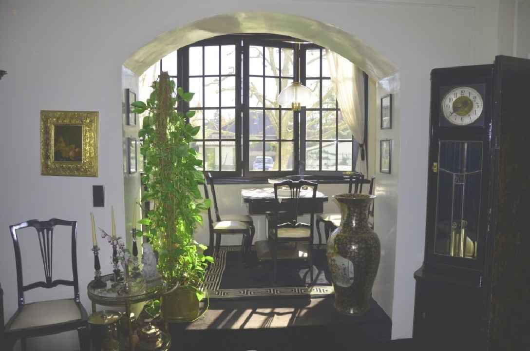 Einzigartiges "Schmuckstück" in unmittelbarer Seenähe