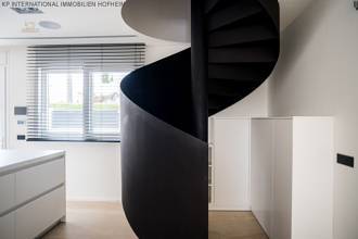 Thumbnail von ***VILLA IN STRAND-URBANISATION AN DER GOLDENEN MEILE IN MARBELLA***