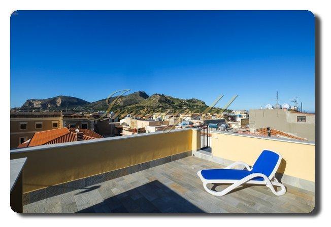 Immogold Penthouse mit riesiger Terrasse