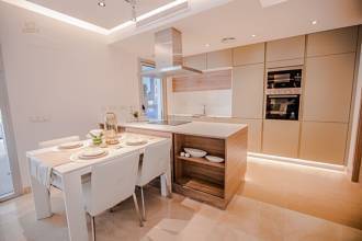 Thumbnail von ***Exklusive 4-Zimmer-Wohnungen mit großen Terrassen und einmaliger Lage mitten in Puerto Banus***