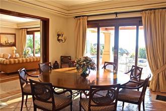Thumbnail von Luxus-Villa in Sierra Blanca R2821757