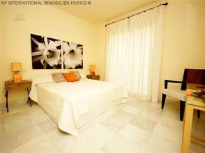 Thumbnail von ***AUSGEZEICHNETE ERDGESCHOSS-WOHNUNGEN IN TORRE HALCONES IN BENAHAVIS***