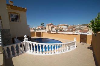 Thumbnail von ***Freistehende Villa als Erstbezug nach kompletter Renovierung, 3 Schlafzimmer, 2 Bäder, Pool***