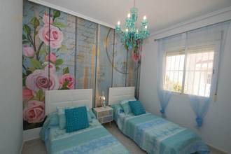 Thumbnail von ***Freistehende Villa als Erstbezug nach kompletter Renovierung, 3 Schlafzimmer, 2 Bäder, Pool***