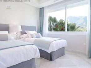 Thumbnail von ***LUXURIÖSE WOHNUNG DIREKT AM STRAND IN MARBELLA GOLDENE MEILE***