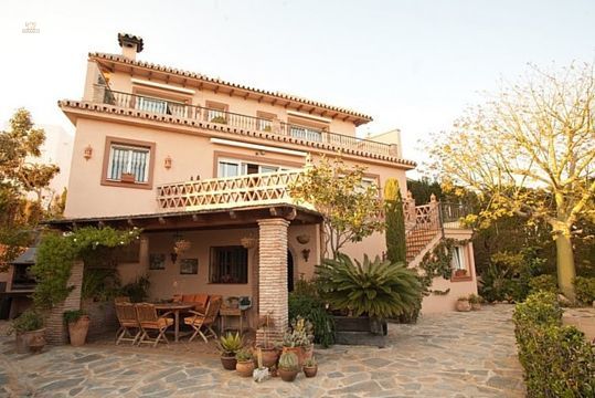 Luxus-Villa in Carib Playa R127395 