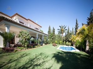 Thumbnail von Luxus-Villa in Puerto Banus R2750546