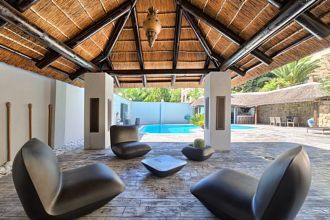 Thumbnail von Luxus-Villa in Las Brisas R2743493