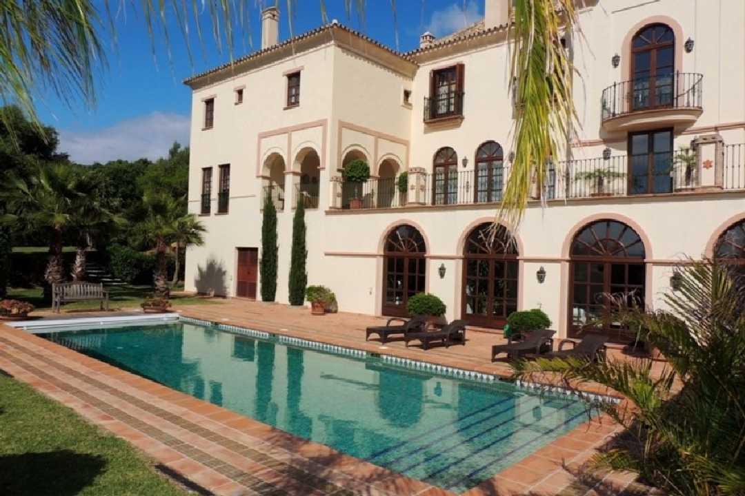 Luxus-Villa in Sotogrande R2734898 