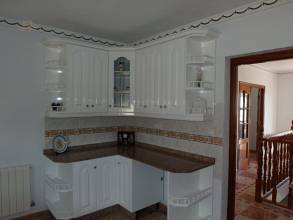 Thumbnail von ***Freistehende Villa mit 4 Schlafzimmern und 3 Bäder, Privatpool in bevorzugter Lage***