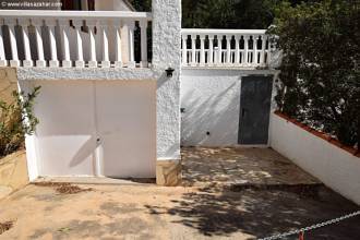 Thumbnail von ***Bildschönes, modernisiertes Einfamilienhaus mit Meerblick und Pool***