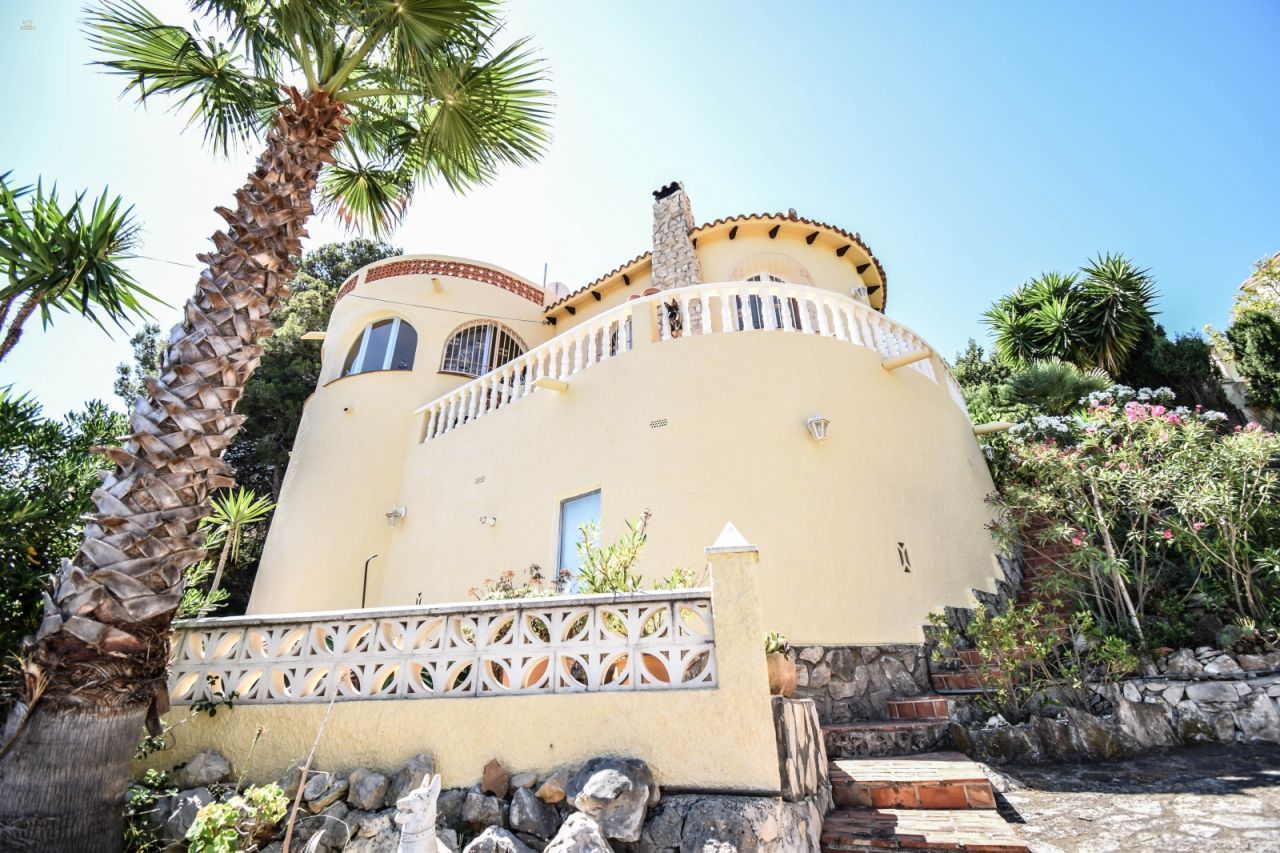 ***Villa mit 2 Schlafzimmern mit herrlichem Meer-Panoramablick in Denia***