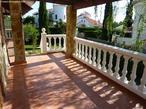 Thumbnail von ***Geräumige Villa mit sämtlichem Komfort in ruhiger Lage***